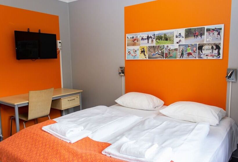 غرفة عائلية, L Fritidsparken