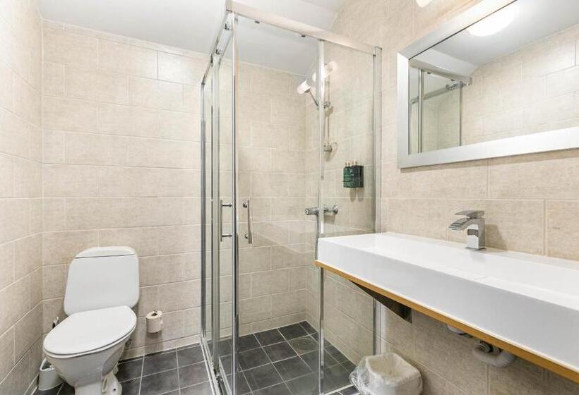 Семейный Номер, Storebaug Hotell & Kro