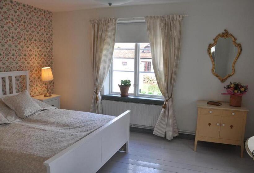 Семейный Номер, Svabesholms Kungsgårds B&b Och Pensionat Stenshuvud