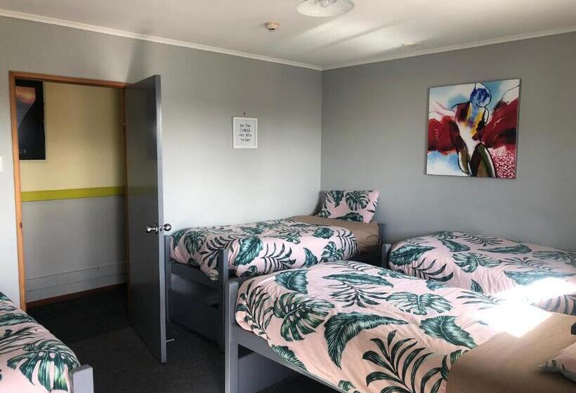四人标准间, Ivorytowers Accommodation