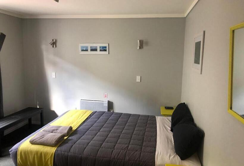 Номер Стандарт, Ivorytowers Accommodation