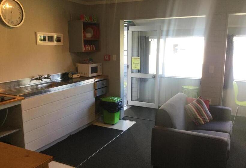 Номер Стандарт, Ivorytowers Accommodation