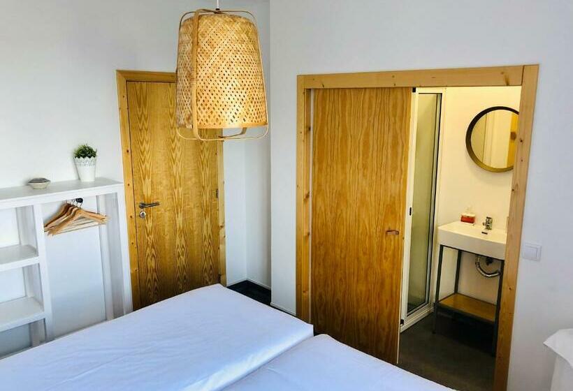 스탠다드 룸, Madeira Surf Camp