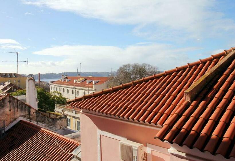 Quarto Estandar Vista Rio, WOT New Lisbon