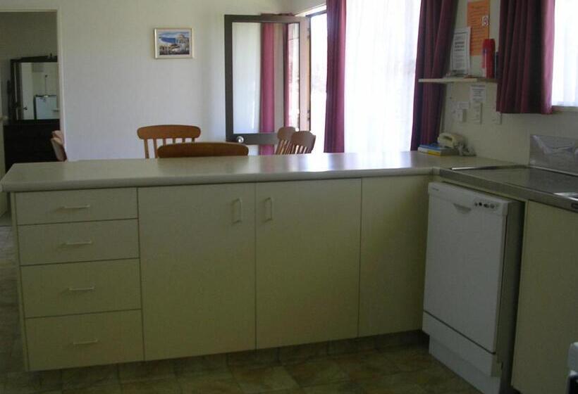 Апартаменты 2 Спальни, Alexandra Garden Court Motel