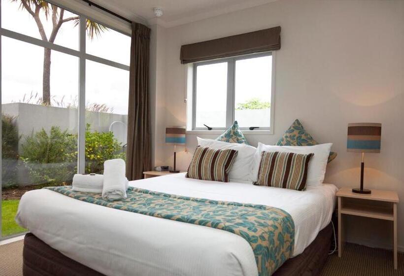 Апартаменты Deluxe 3 Спальни, Beechtree Motel