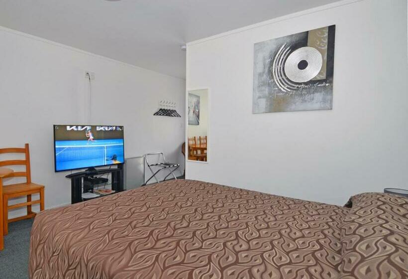Классический Номер, Celtic Motel