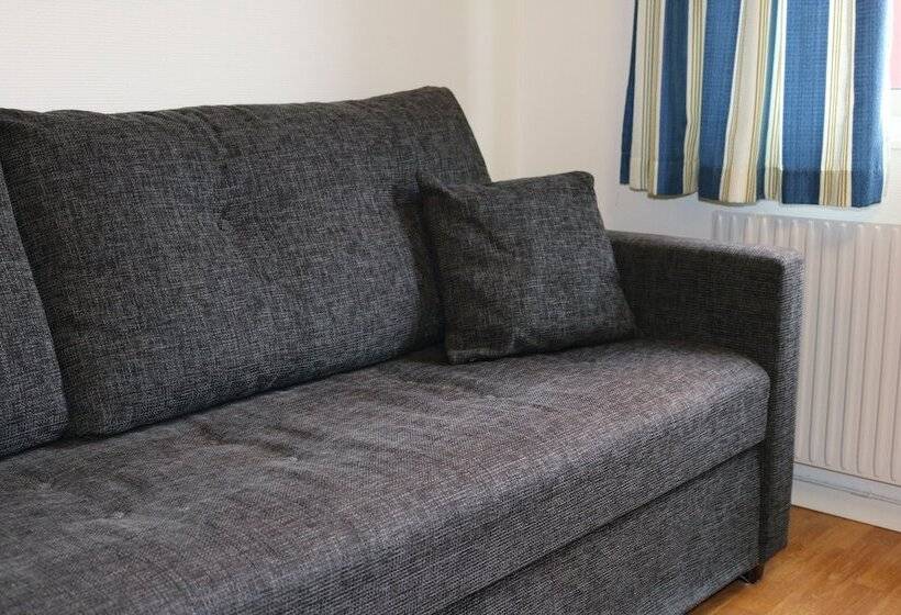 Семейный Номер, Linköpings Cityhotell Och Vandrarhem