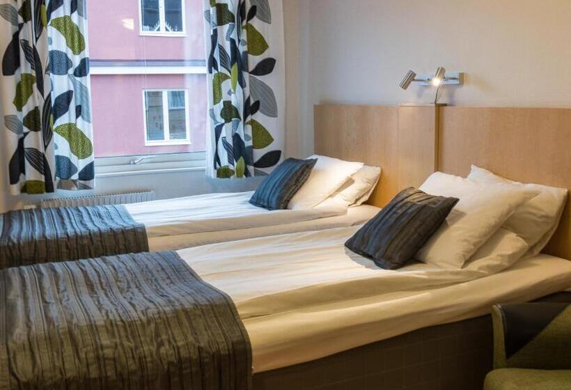 Семейный Номер, Linköpings Cityhotell Och Vandrarhem