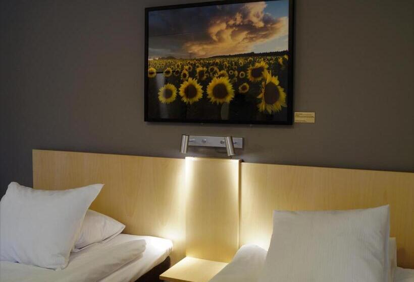 Номер Комфорт, Linköpings Cityhotell Och Vandrarhem