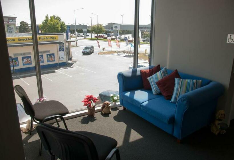 استودیوی استاندارد, Northpark Motel