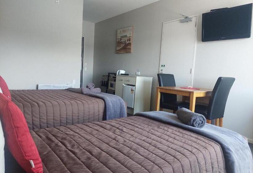 استودیوی استاندارد, Northpark Motel