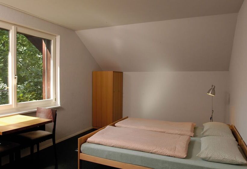 Номер Стандарт Индивидуальный Совместная Ванная, Baden Youth Hostel