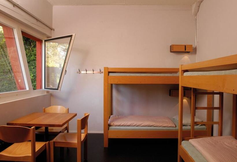Номер Стандарт Четырехместный Совместный Санузел, Baden Youth Hostel