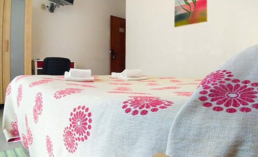 Номер Стандарт, E Nove Lounge Hostel Caffe