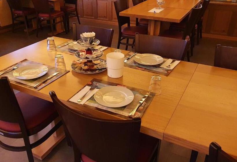 标准单人间共用浴室, Gasthof Hirschen In Wilderswil