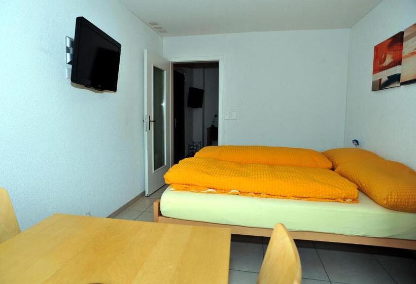 اتاق خانوادگی, Niros Bed & Breakfast