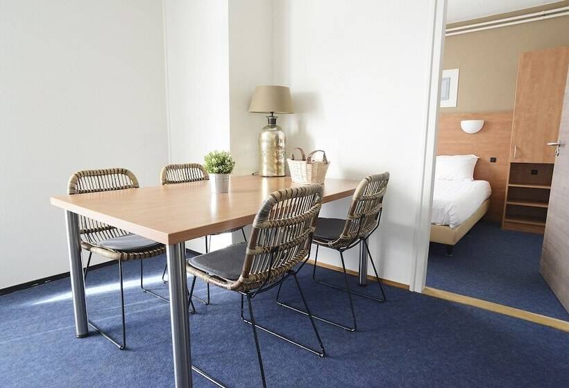 2ベッドルームアパートメント, De Boei