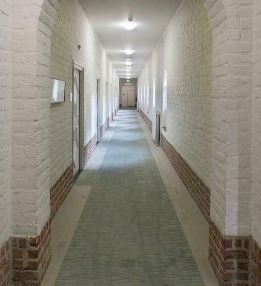 标准间, Leerhotel Het Klooster