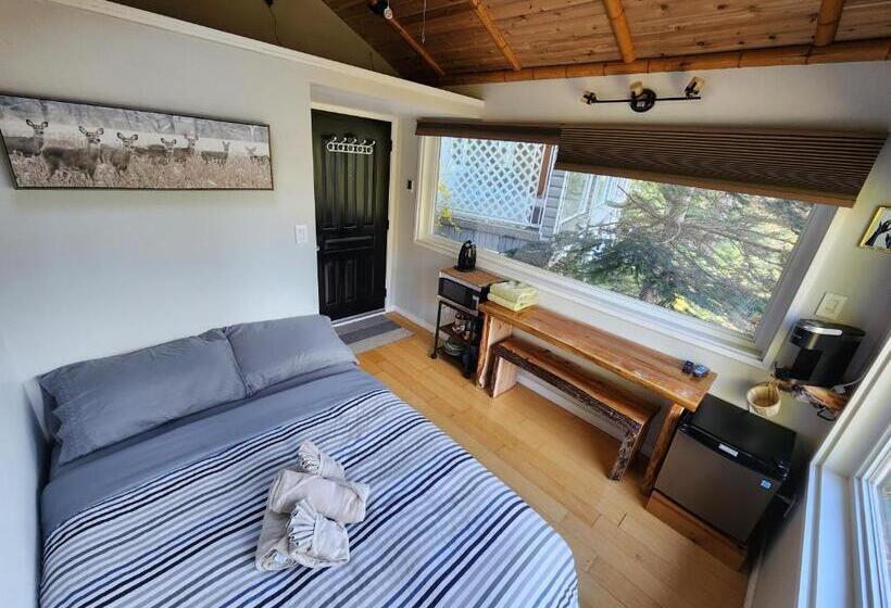 이코노미 룸, Madeira Park Oceanview Suites