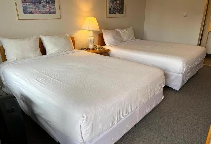 豪华房间, Chalet Inn
