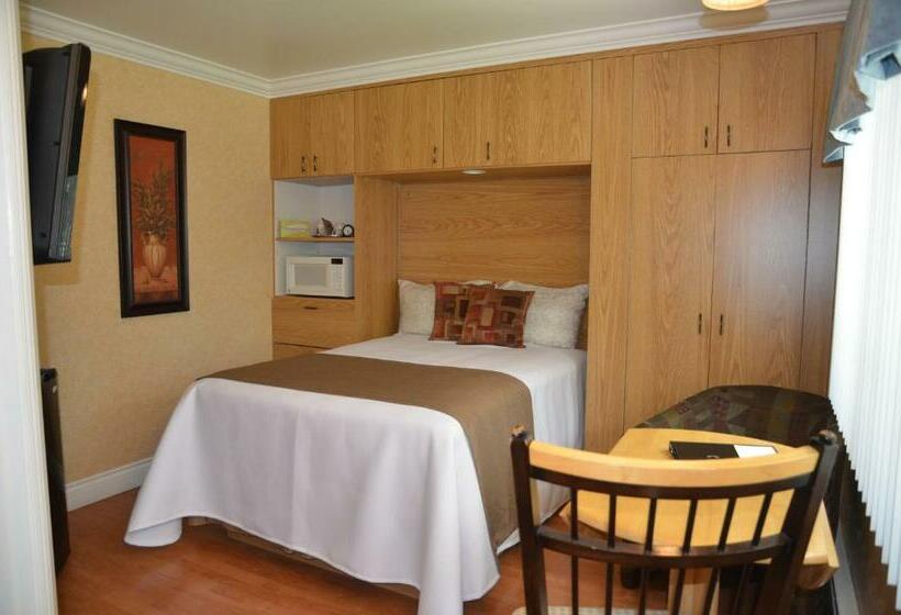Номер Стандарт с Гидромассажем, Motel Derfal