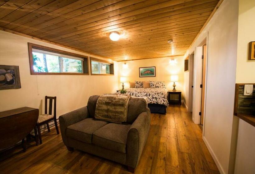 キングサイズベッドのデラックススイート, Skeena River House Bed & Breakfast