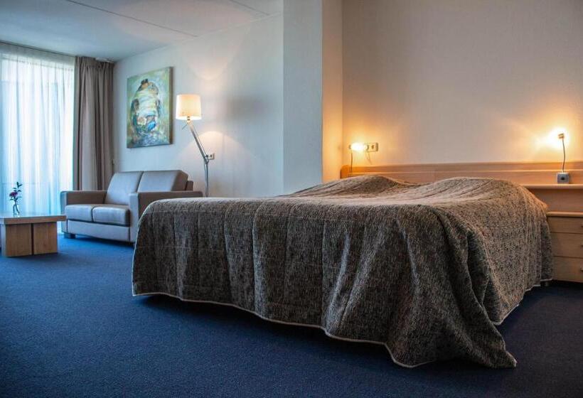 스탠다드 스튜디오, Strandhotel Buren Aan Zee