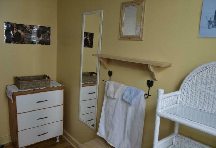 Quarto Estandar Cama Casal, Auberge Internationale Le Tangon
