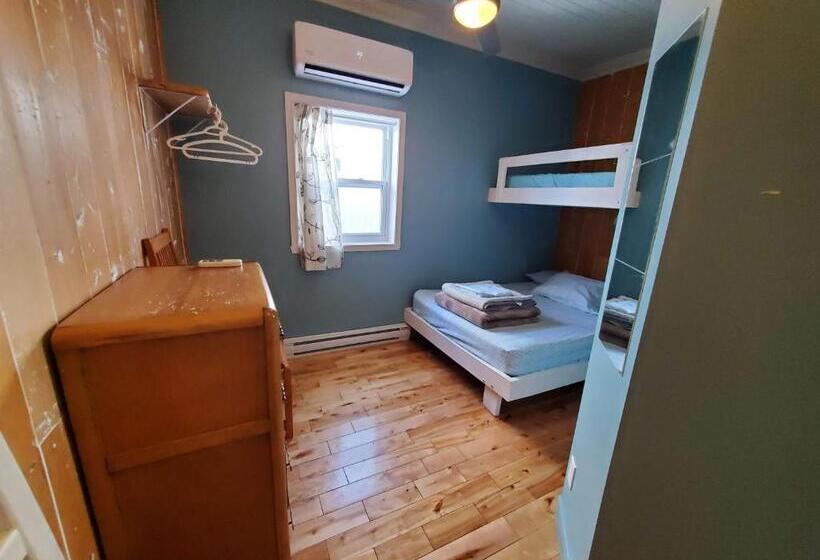 Номер Стандарт, Auberge Jeunesse à Loulou