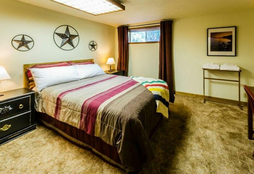 Номер Стандарт, Rustlers Lodge
