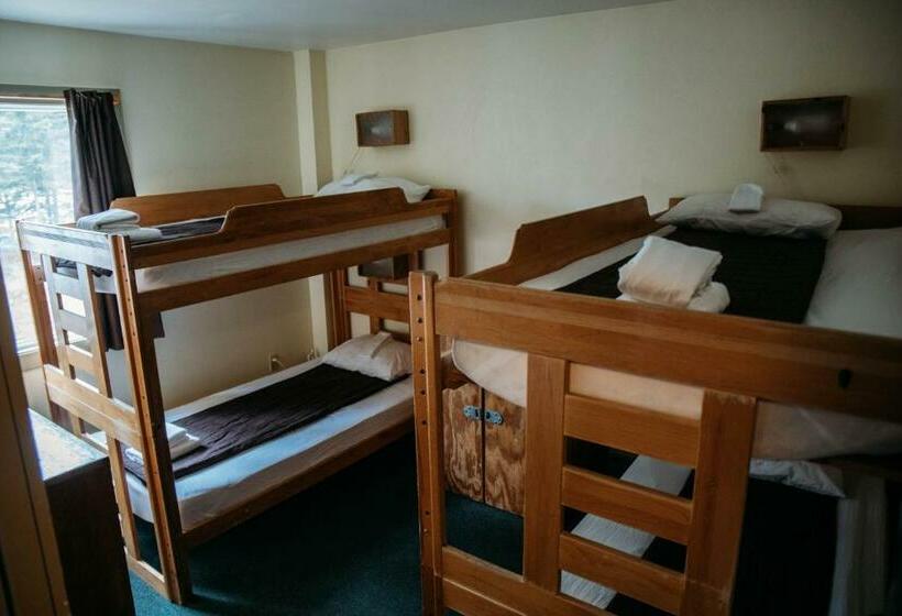 מיטה בחדר משותף, Hi Lake Louise Alpine Centre   Hostel