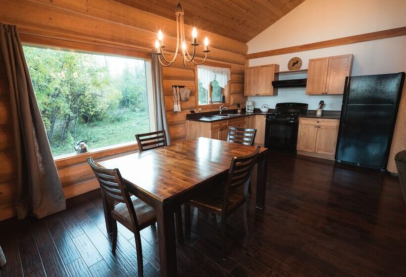 Хижина Deluxe, Ten Ee Ah Lodge & Campground