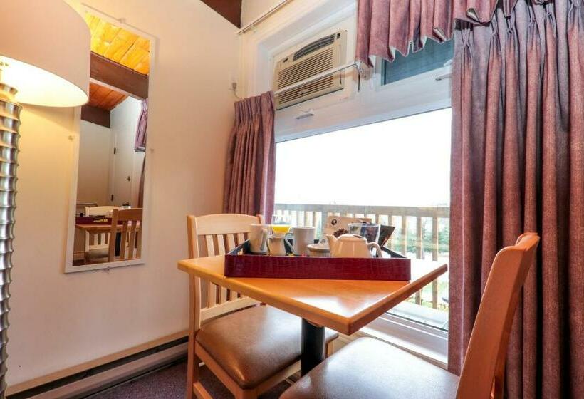 Номер Стандарт, Lakeview Motel