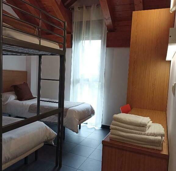 Номер Стандарт Трехместный, Albergue Francisco Giner De Los Rios
