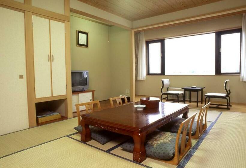 标准间, Furano La Terre