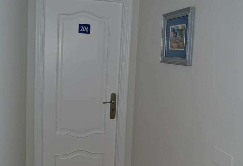 اتاق استاندارد, Hostal Galicia Arteixo