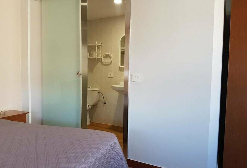 اتاق استاندارد, Hostal Galicia Arteixo