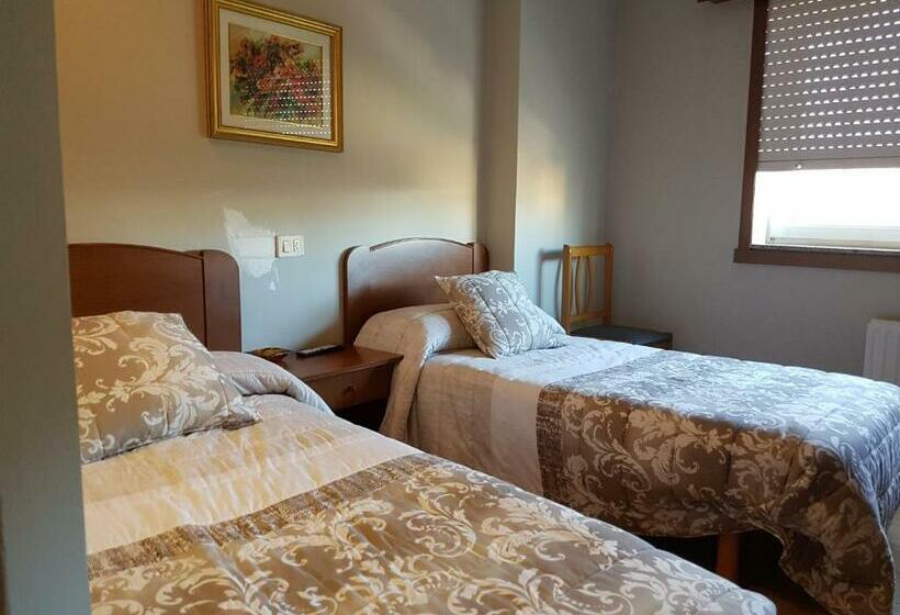اتاق استاندارد, Hostal Galicia Arteixo