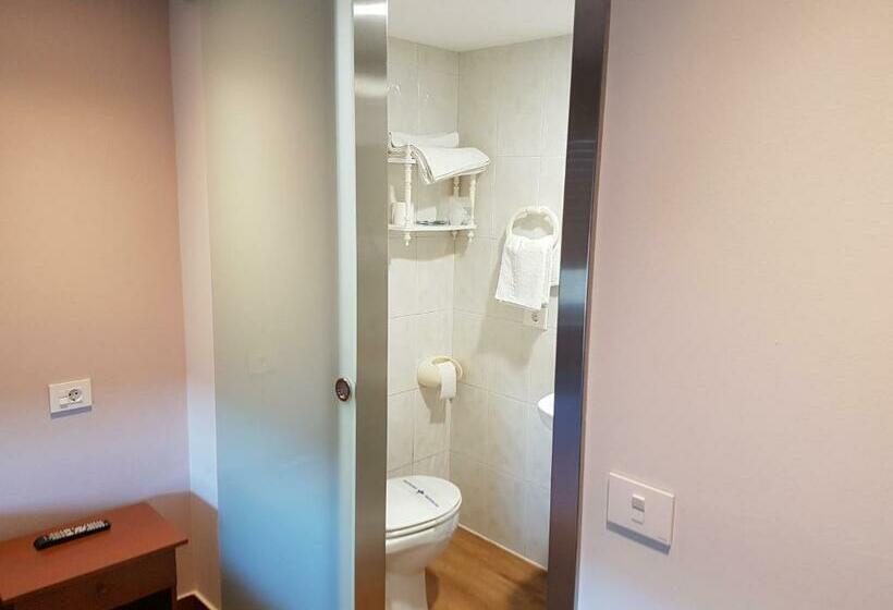 اتاق استاندارد, Hostal Galicia Arteixo