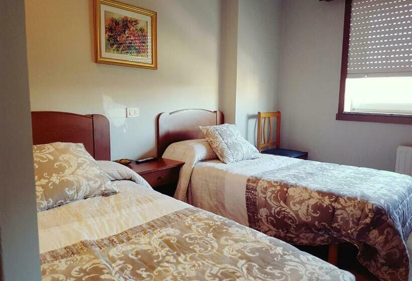 اتاق استاندارد, Hostal Galicia Arteixo