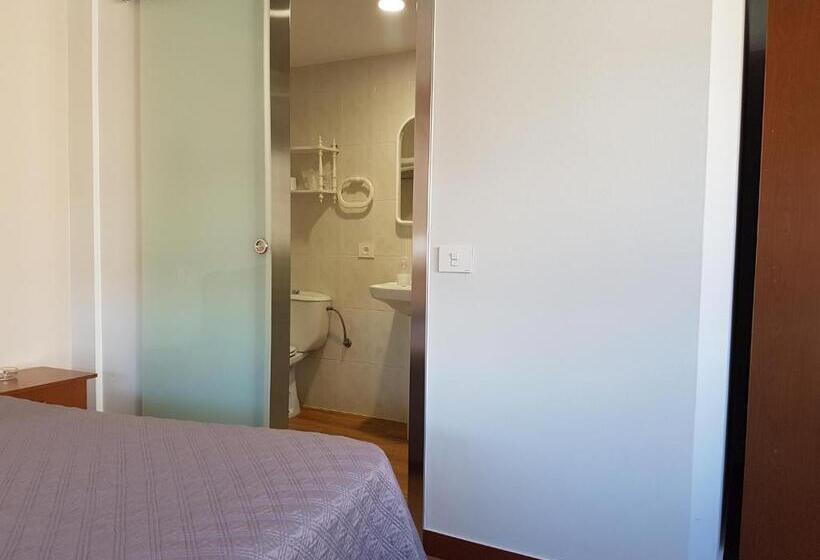 اتاق استاندارد, Hostal Galicia Arteixo