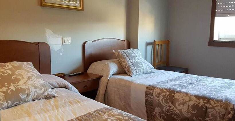 اتاق استاندارد, Hostal Galicia Arteixo