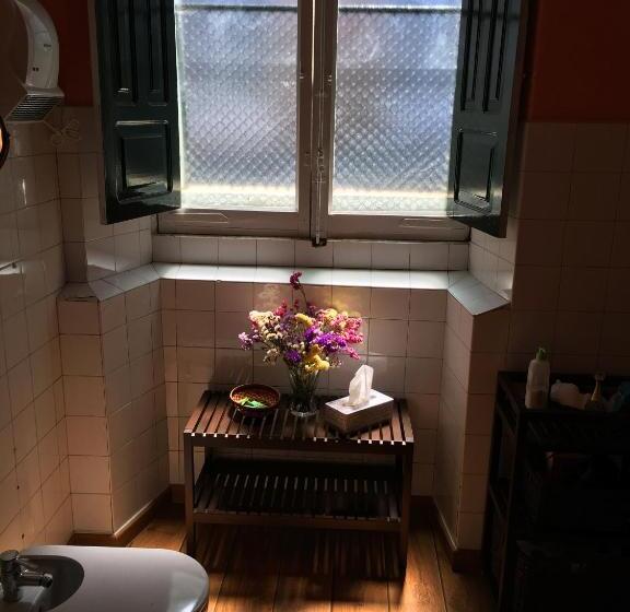 Номер Стандарт, Albergue San Lázaro