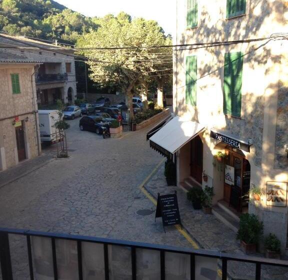 Студио Стандарт с Балконом, Allotjaments Serra De Tramuntana