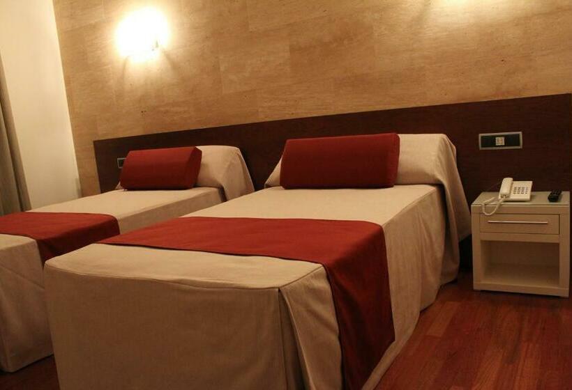 Номер Стандарт, Escuderos Hotel Cruz