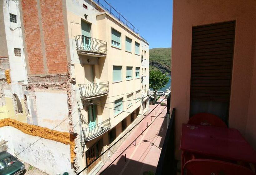 اتاق استاندارد با سرویس بهداشتی مشترک, Hostal Juventus