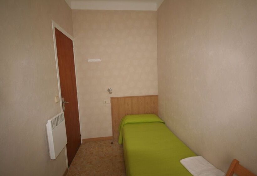 اتاق استاندارد یک تخته با سرویس بهداشتی مشترک, Hostal Juventus