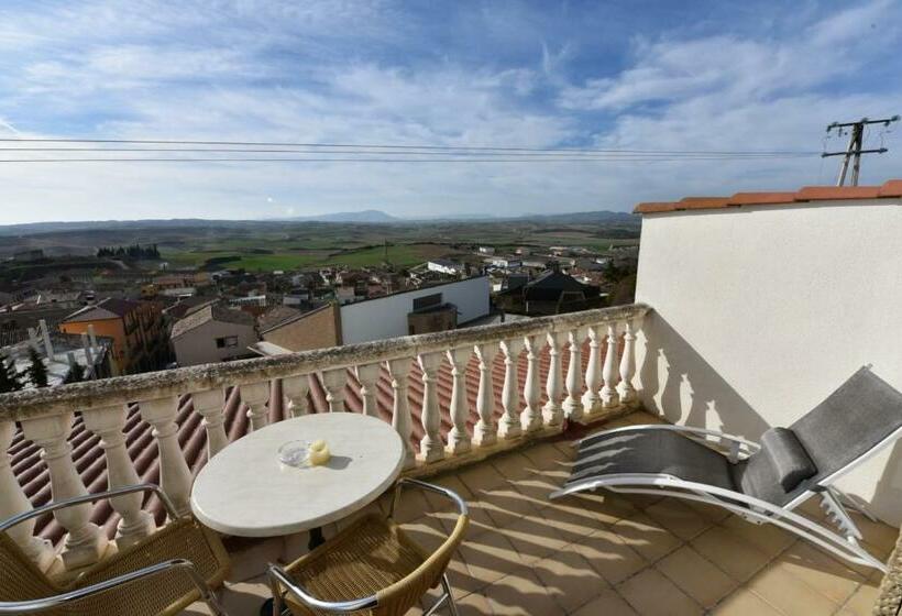 Номен Superior с Гидромассажем, Rural El Castillo