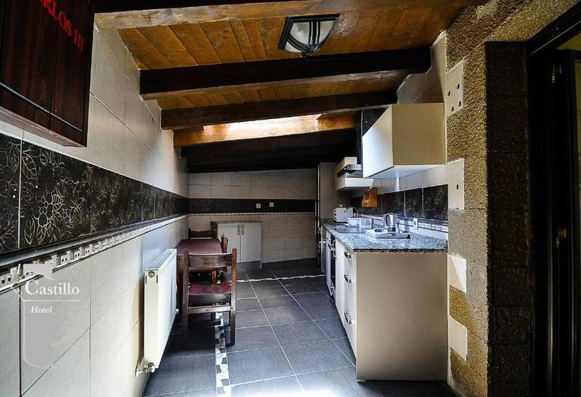 Апартаменты 3 Спальни, Rural El Castillo